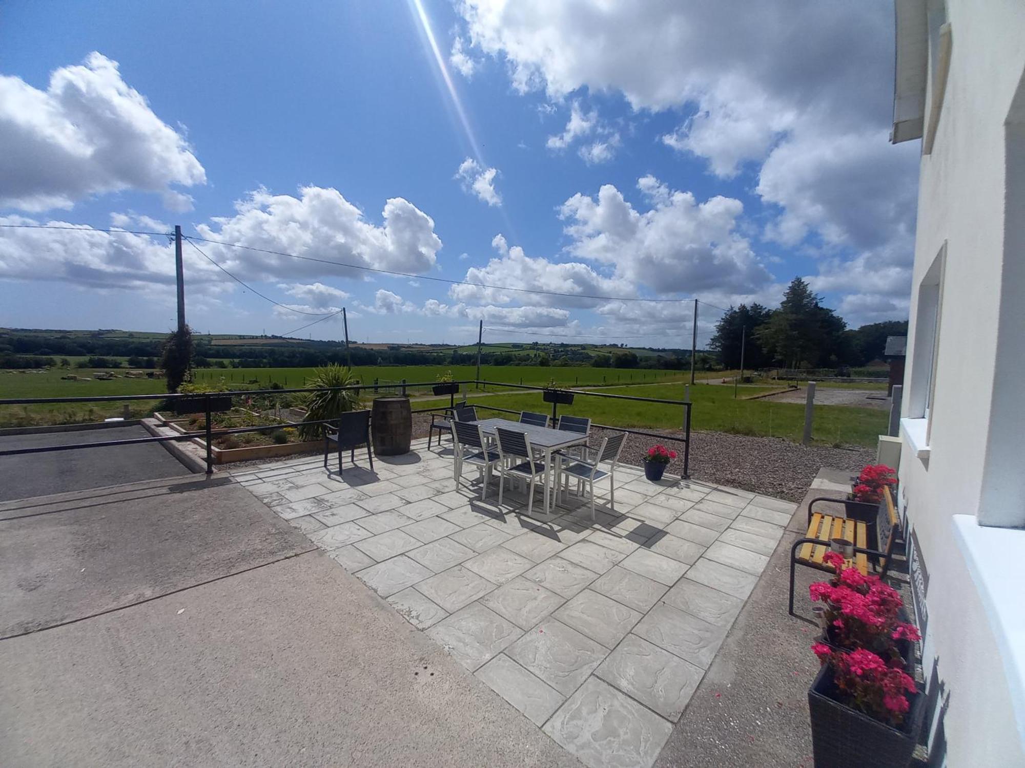 Teach Na Coille B&B Midleton Eksteriør bilde